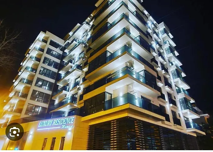 Eliz Luxury * Mamaia