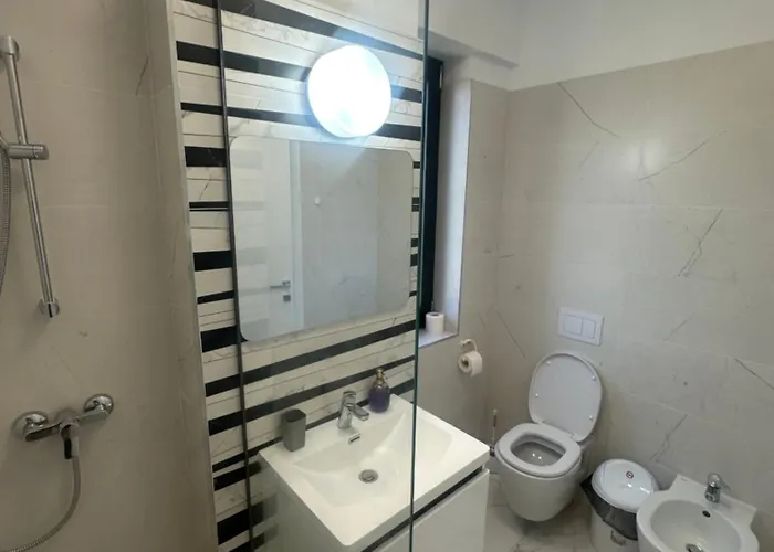 Eliz Luxury * Mamaia